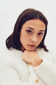 Suzanne Jouannet as Sophie Vasseur