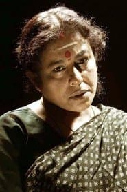 Kalairani as Pugazhendhi's Mother