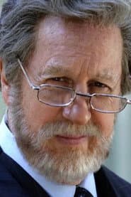 Héctor Ortega as Juan J. Luna