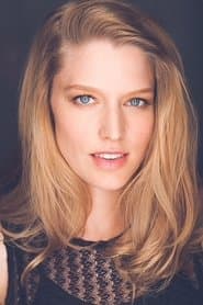 Sarah Brooks as Felicity Olson