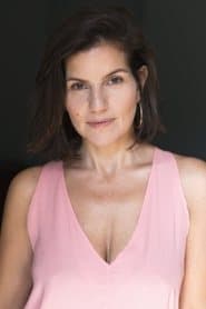 Jézabel Marques as Cécile