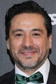 Esteban Soberanes as Santiago / Son