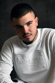 Samuel Vargu as Tweeting Boy