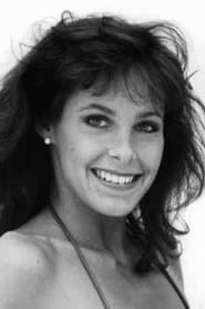 Teal Roberts as Lynn Fox