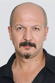 Ufuk Aşar as Emrah'ın Babası