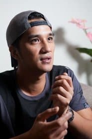 Umin Boya as Ghost Head