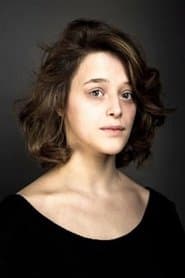 Adeline D'Hermy as Solène