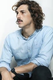 Nuno Nolasco as José Carlos