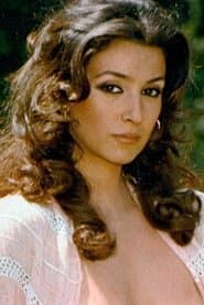 Paola Tedesco as Valeria