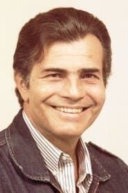 Tarcísio Meira as Nestor