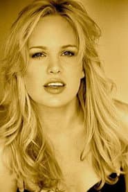 Amy Gillespie as Daphne