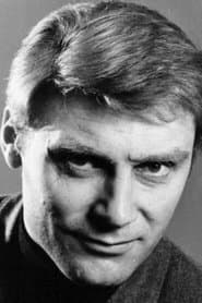 Stelio Candelli as Giorgio Darica