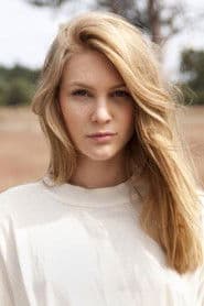 Lisa Smit as Liselore