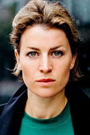 Miriam Morgenstern as Sandra