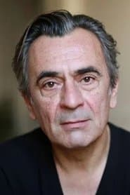 Michel Bompoil as Robert