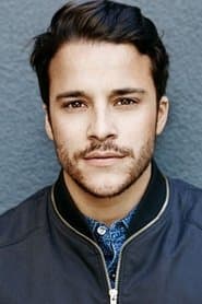 Kostja Ullmann as Tyske Roy