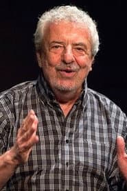 Benedetto Casillo as Salvatore, il vice sostituto portiere