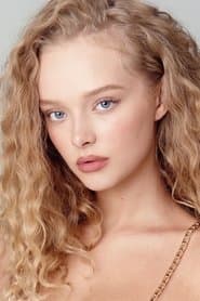 Amiah Miller as Emma