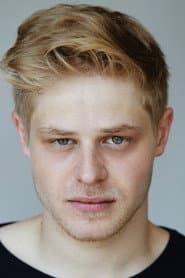 Karl Schaper as Siegfried