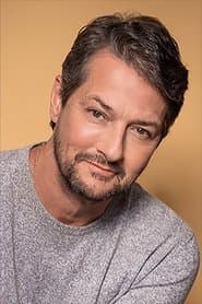 Marcelo Serrado as Crodoaldo 'Crô' Valério