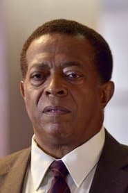 Cedric Young as Harold Olson