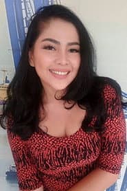 Vitta Mariana as Niken