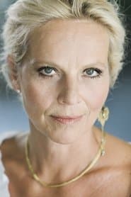 Benedikte Hansen as Sofie