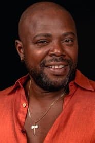 Érico Brás as Marcio