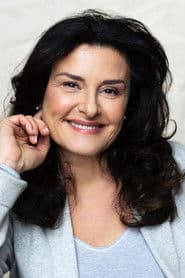 Chantal Fontaine as Lise