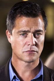 Evert McQueen as Inspector Hendricks