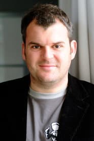 Mike Müller as Paolo