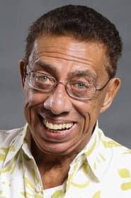 Paulo Silvino as Gilson