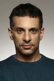 George Hraniotis as Βαγγέλης