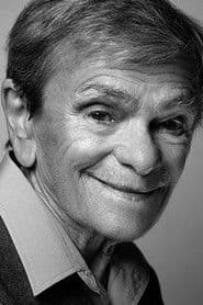 Krystyna Feldman as Aunt