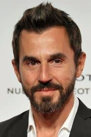 Santi Millán as Pascal