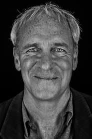 August Zirner as Dr. Grünhagen