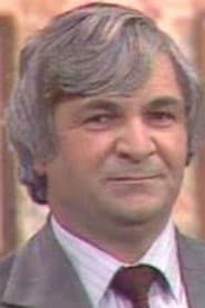 Angelo Bardi as Le client du village