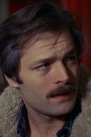 Lewis Arlt as Det. Len Gamble