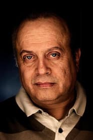 Kemal Kuruçay as Ormandaki Adam