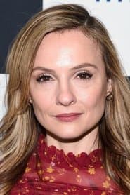 Kate Arrington as Renee Darlington