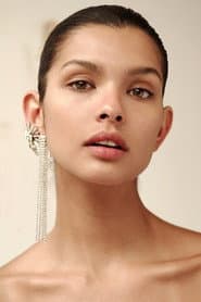 Livia Rangel as Andrea