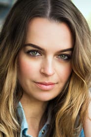 Bianca Bradey as Stacy