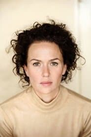 Melika Foroutan as Ella