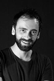 Hristos Sougaris as Father Petros