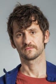 Raúl Arévalo as Alex