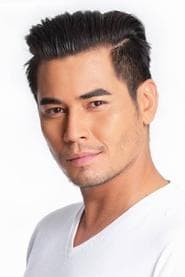 Fabio Ide as Mond