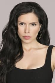 Rocío Lázaro as Lourdes