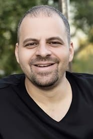 Abdulrahman Thaher as Mechanic