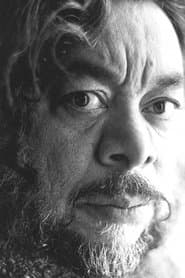 Sergio Calderón as Oficial