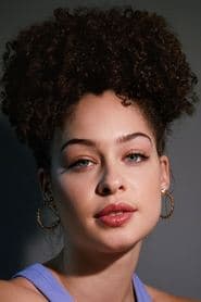 Liz Caribel Sierra as Camilla